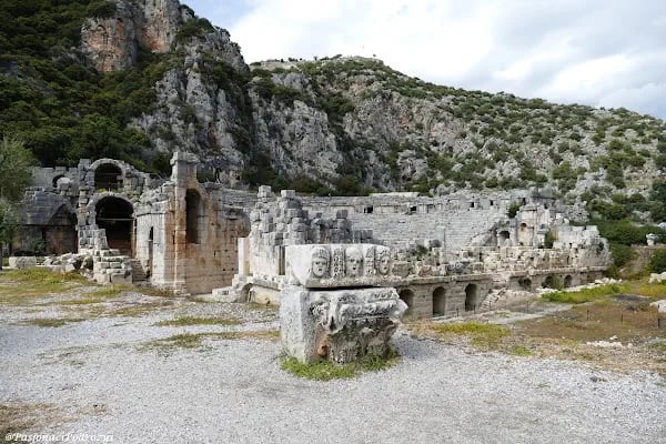 Myra Tarihi Tiyatro - Resim 20