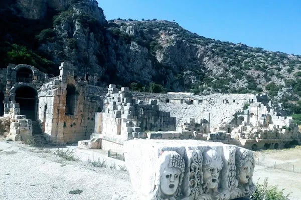 Myra Tarihi Tiyatro - Resim 15