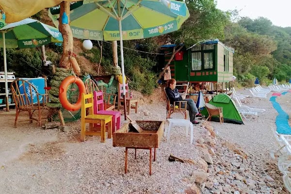Burgazada Düşler Sahiliplajı ve Kamp alanı - Resim 19