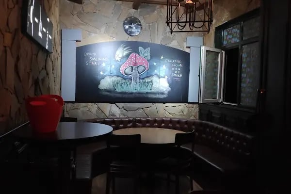 The Celt Irish Pub - Resim 20
