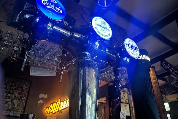 The Celt Irish Pub - Resim 14