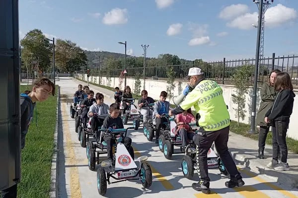 19 Mayıs Belediyesi Çocuk Trafik Eğitim Pisti - Resim 13