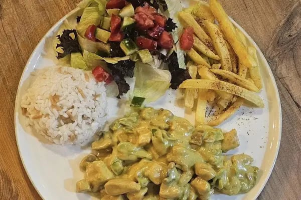 BELLA GARDEN CAFE &amp; KAHVALTI - Resim 7