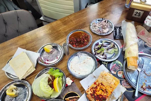 Ciğerci Muzo Kebap Pide Lahmacun - Resim 3