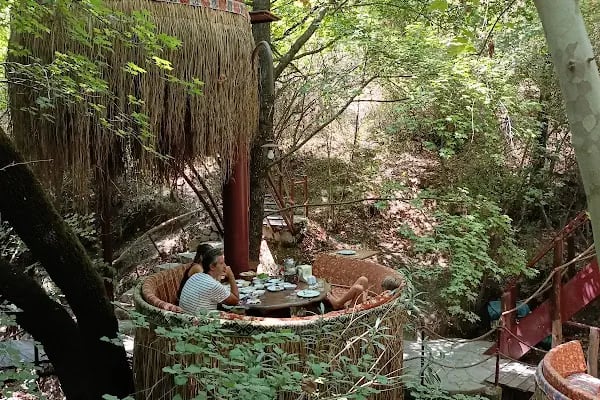 Alinda Cafe &amp; Restuarant - Resim 7