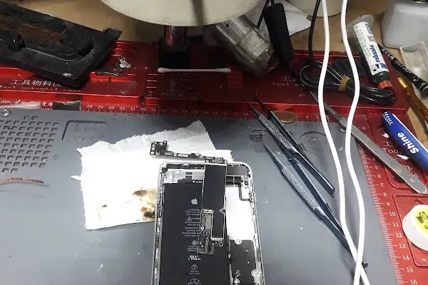 Vip İletişim | iPhone Samsung Cep Telefonu Tamiri | Trabzon Cep Servis - Resim 11
