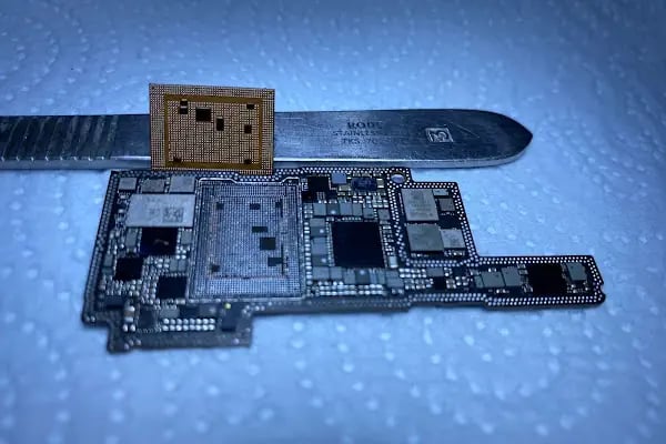 Vip İletişim | iPhone Samsung Cep Telefonu Tamiri | Trabzon Cep Servis - Resim 7