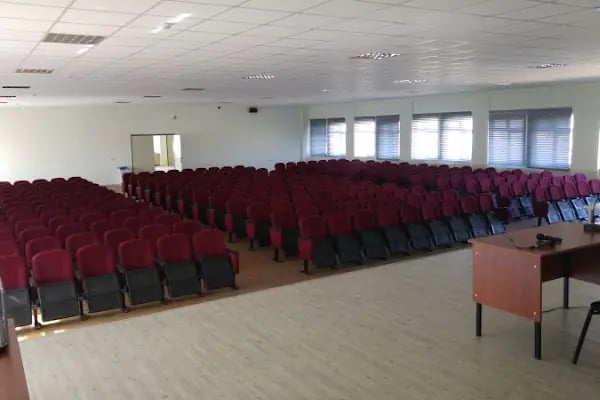 Şehit Üsteğmen Uğur Taşçı İmam Hatip Ortaokulu - Resim 4