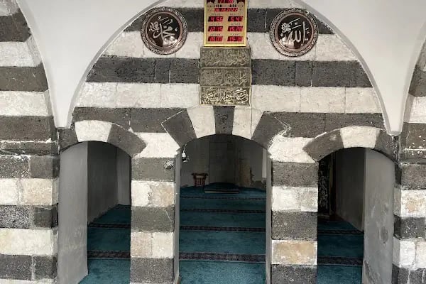 Medrese Camii - Resim 6