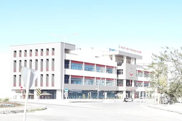 Malatya Şehit Mehmet Kılınç Ağız ve Diş Sağlığı Hastanesi - Resim 5