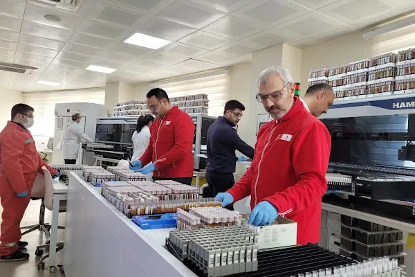 Türk Kızılayı Ege Bölge Kan Merkezi - Resim 6