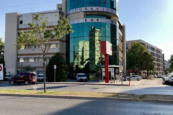 Türk Kızılayı Ege Bölge Kan Merkezi - Resim 4