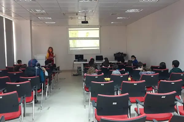 Türk Kızılayı Güney Ege Kan Merkezi - Resim 5