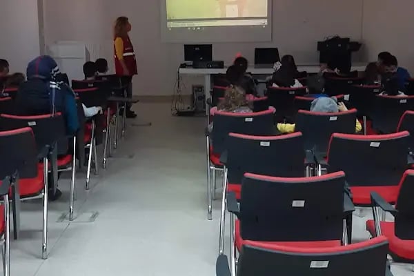 Türk Kızılayı Güney Ege Kan Merkezi - Resim 12