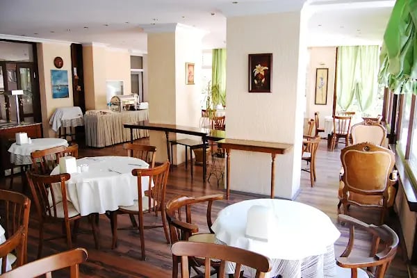 Triana Hotel - Resim 9