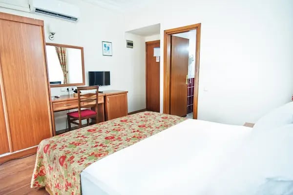 Triana Hotel - Resim 12