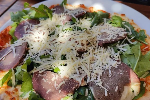 West Cafe Bistro - Resim 9