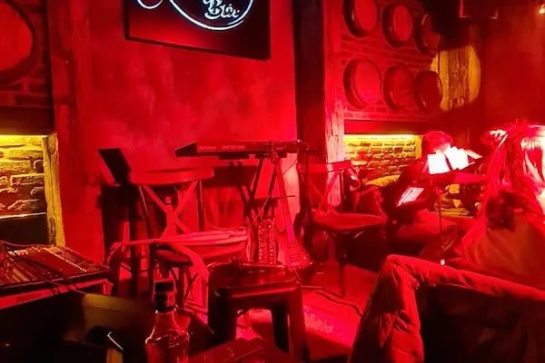 PETRO Restaurant Bar - Resim 9