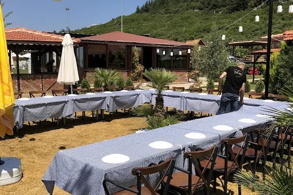 Yamaç Bahçe Restoran ve Kır Düğün Salonu | Gaziemirde Düğün salonu | Gaziemirde Kır Düğün Salonu | Gaziemirde Restaurant - Resim 4