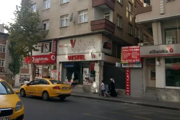 Türkiye İş Bankası Çarşı-Bağcılar/İstanbul Şubesi - Resim 12
