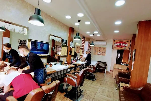 SALON MARE - Resim 1