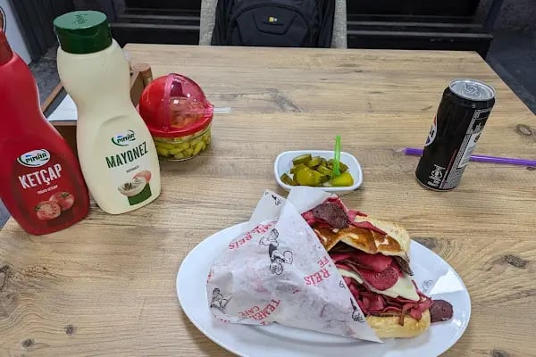 Temel Reis Cafe - Resim 18