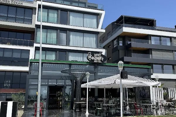 Yeşilbahçe Falez Plajı - Resim 5