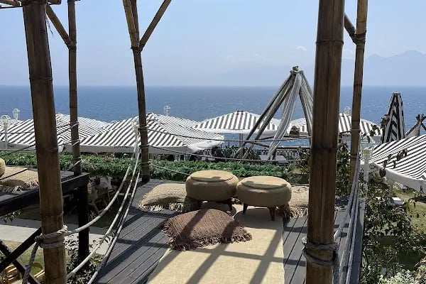 Yeşilbahçe Falez Plajı - Resim 4