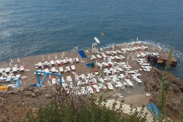 Yeşilbahçe Falez Plajı - Resim 18