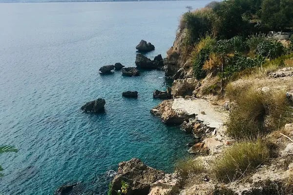 Yeşilbahçe Falez Plajı - Resim 19