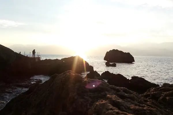 Yeşilbahçe Falez Plajı - Resim 9