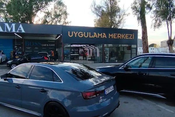 BOSS OTO YIKAMA MALL OF ANTALYA DEEPO OUTLET CENTER - Resim 3