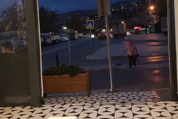 Bornova Çarşı Fırın Cafe - Resim 15
