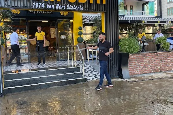 Nasır Usta Adana Kebapçısı Diclekent Şubesi - Resim 2
