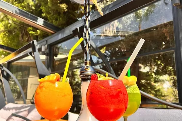 Valerio Cafe &amp; Bistro - Resim 16