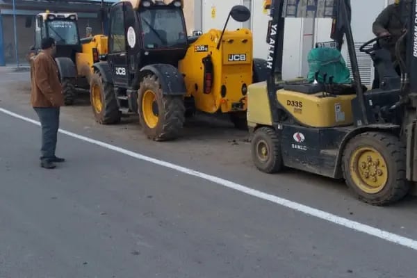 diyarbakır kiralık forklif ve manitou ve vinç işi yapılır - Resim 1