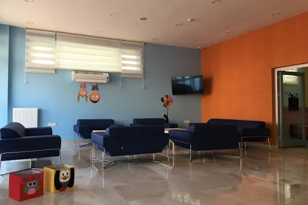 VERA KOLEJİ ORTAOKULU &amp; VERA KOLEJİ ERKEK ANADOLU LİSESİ &amp; VERA KOLEJİ ERKEK FEN LİSESİ - Resim 7