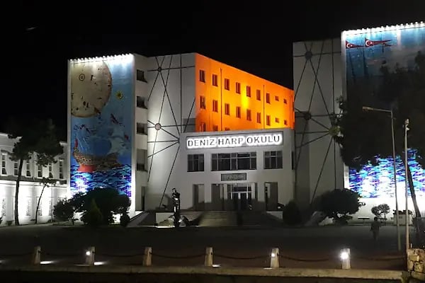 Deniz Harp Okulu Heybeliada Yerleşkesi Komutanlığı - Resim 13