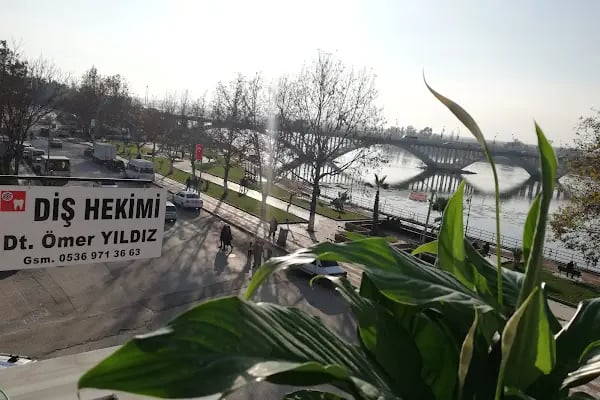 Diş Hekimi Ömer Yıldız Kliniği - Resim 2