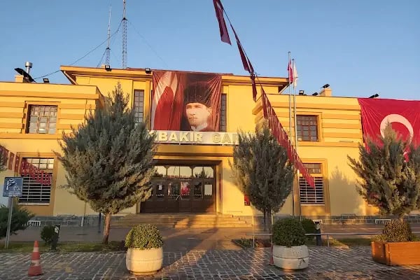 Diyarbakır İstasyonu - Resim 1