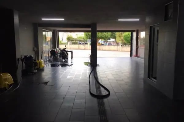 ÖZER AUTO CAR CARE DETAILING CENTER - Resim 2