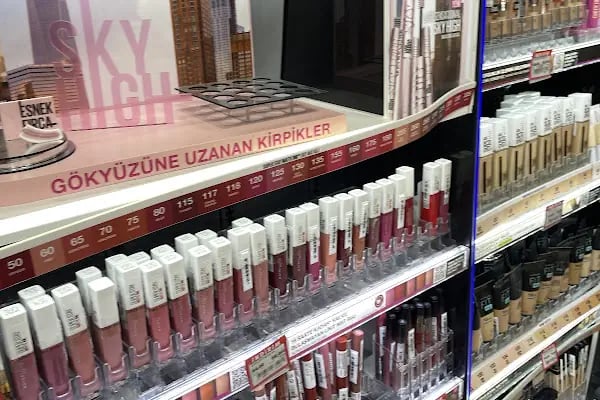 M1 Adana Alışveriş Merkezi - Resim 14