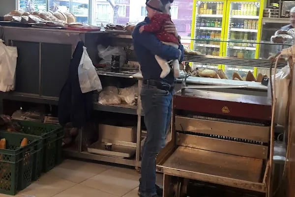 Abdullahoğlu Unlu Mamulleri - Resim 1