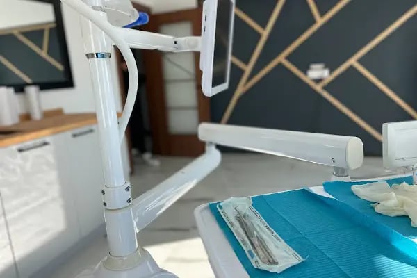 Focus Dental Clinic | Implant &amp; Smile Design Center | İmplant &amp; Gülüş Tasarımı Merkezi - Resim 9