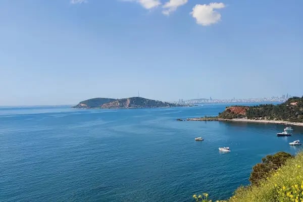 Burgazada Mezarlığı - Resim 4
