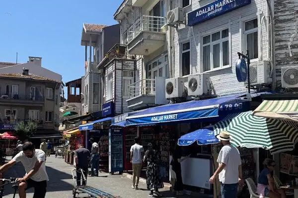 Burgazada Mezarlığı - Resim 17