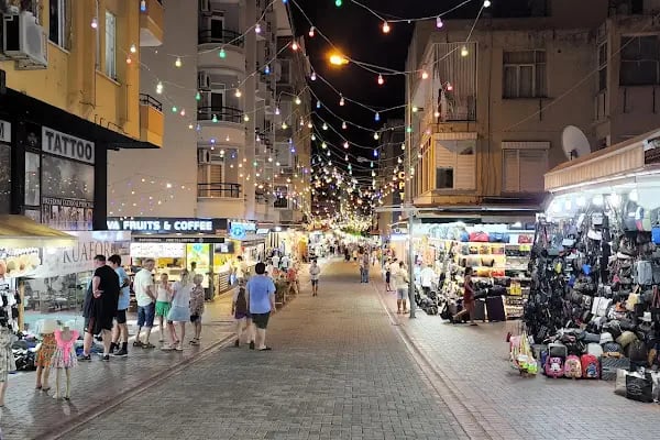 Tenha Local Pub Alanya - Resim 3