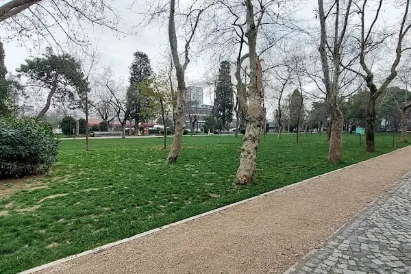 Yoğurtçu Parkı Tenis Kortu - Resim 3