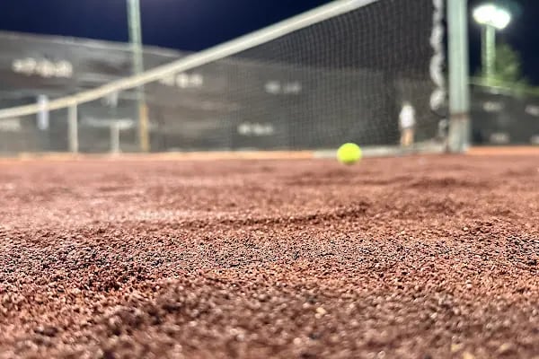 Uni+ Sport Club Görükle Spor Salonu Tenis Kortları - Resim 14