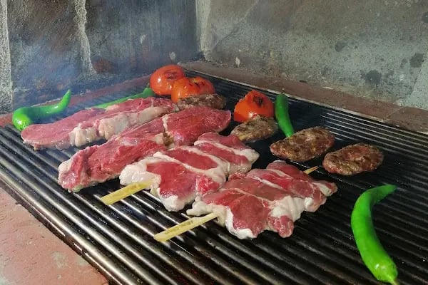 Hayalet kasap et pisirici,Bornovada Et Pişiricisi,Bornovada Aile Restoranı,Bornovada Et Restoranı,Bornovada Et Siparişi, - Resim 10